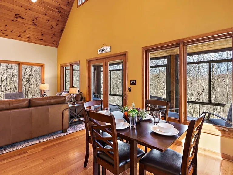 208 Grande Oaks Dr — Photo 5