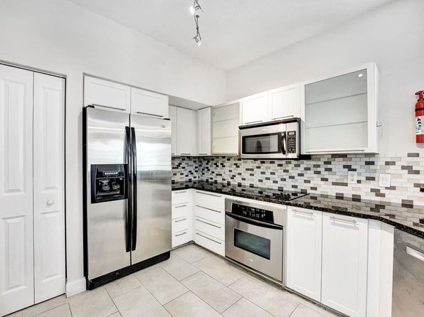 225 NE 1st St APT 314