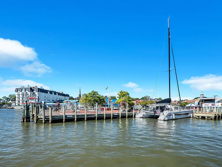 Stunning waterfront views in downtown Annapolis