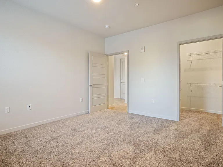 La Vida 55+ Luxury Living — Photo 51