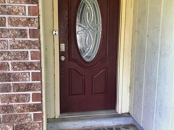 3rd image of 8 Joya Loma St