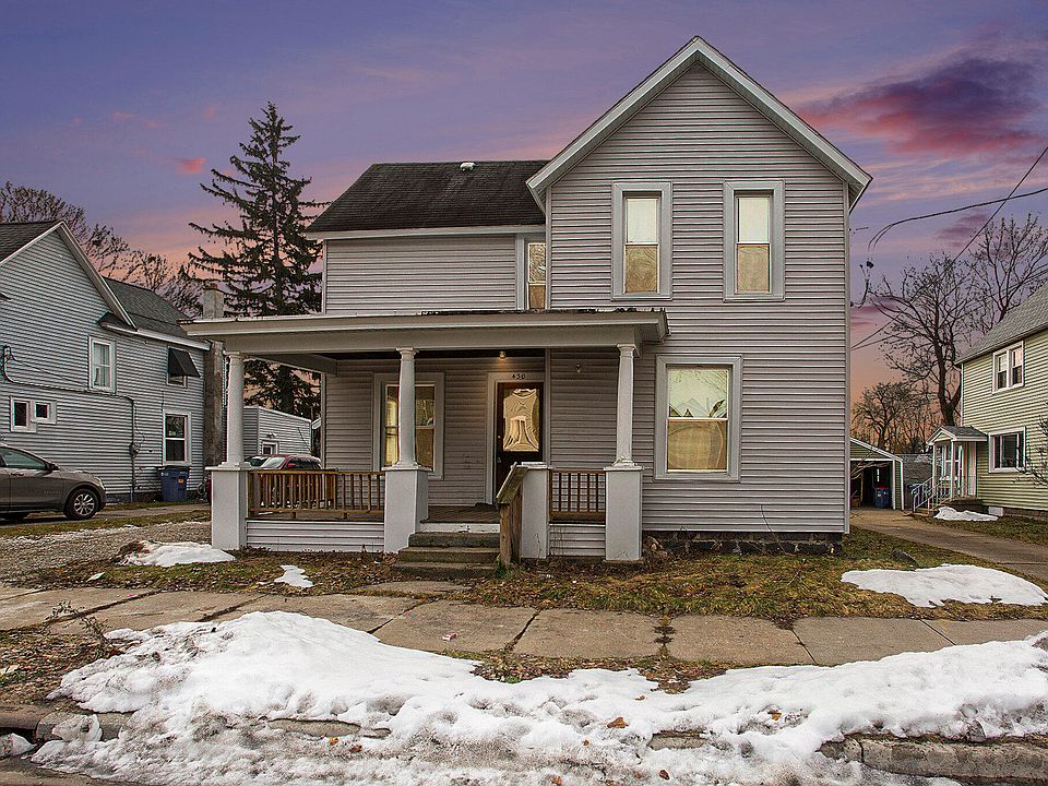 1st image of 430 Quimby St NE