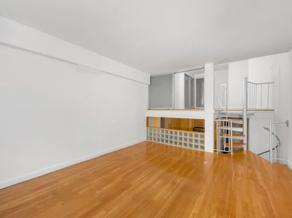 211 Thompson Street LB image 1 of 9