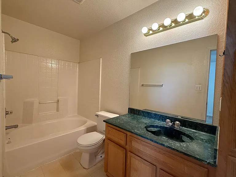 3208 Raven Dr — Photo 8