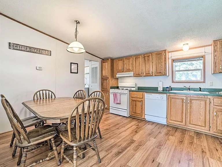 100 Island Dr — Photo 11