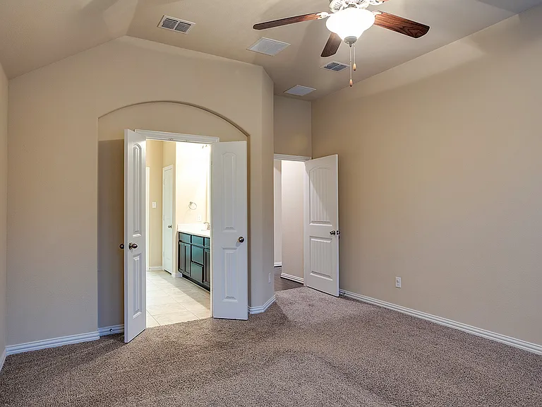 16613 Stillhouse Hollow Ct — Photo 28