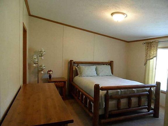 4th image of 8850 Puritan Ln