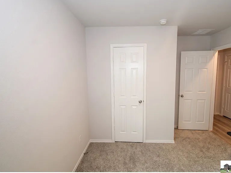 2478 Bee Creek Dr — Photo 6