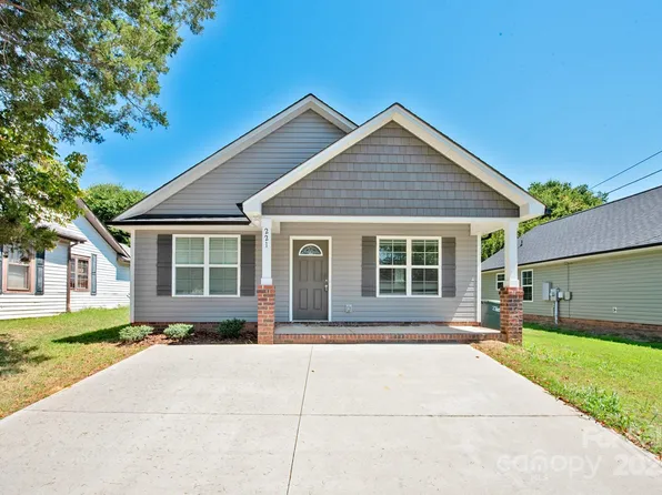 221 Tournament Dr SW, Concord, NC 28025