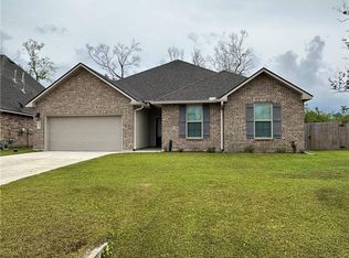 42268 Landing View Rd, Ponchatoula, LA 70454