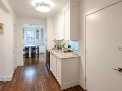 1490 Beacon St APT 4, Brookline, MA, 02446