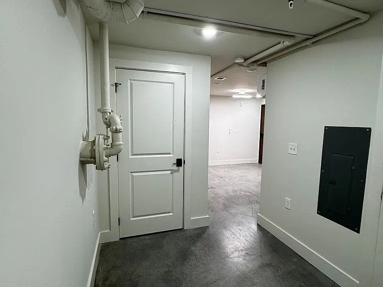 1201 N Central St #2 — Photo 7