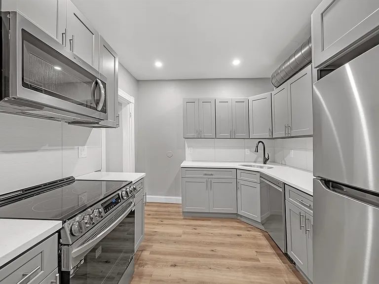 858 Huntington Ave #2 — Photo 9