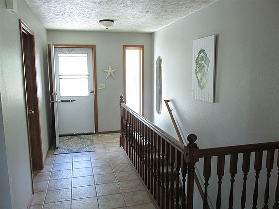 2nd image of 13222 E Dobbs Ln