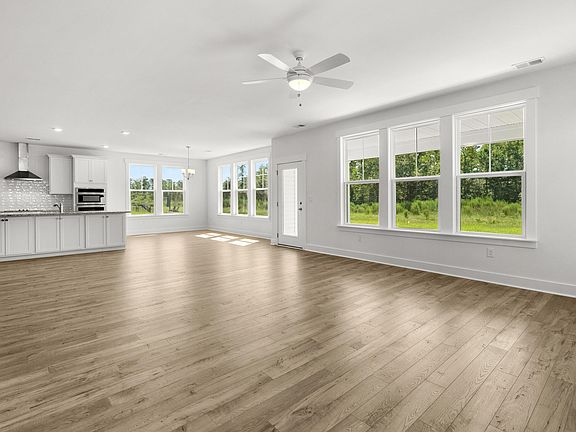 4th image of 5715 Gabe Moultrie Dr