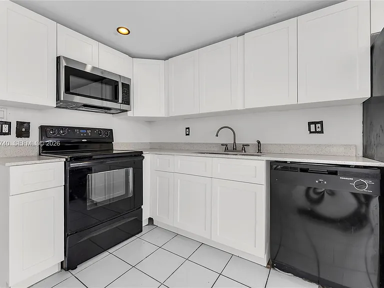 321 SW 1st Ct #K-4 — Photo 13