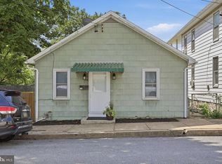 216 High St, Chambersburg, PA 17201