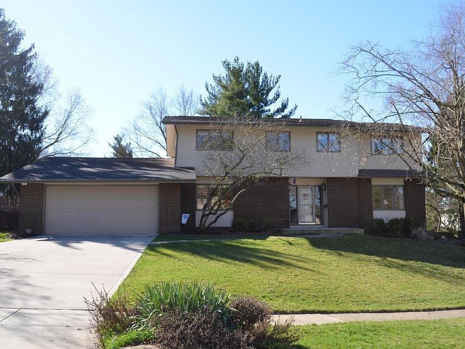 1st image of 483 Blandings Ct