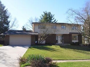 483 Blandings Ct, Worthington, OH 43085