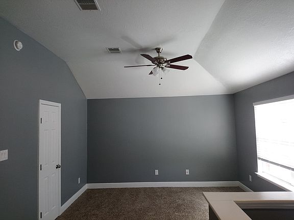 3rd image of 2305 Glade St