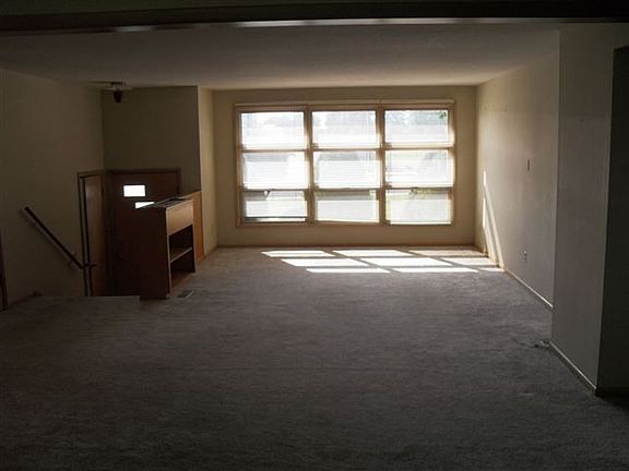 5th image of 1911 N 20th Ave