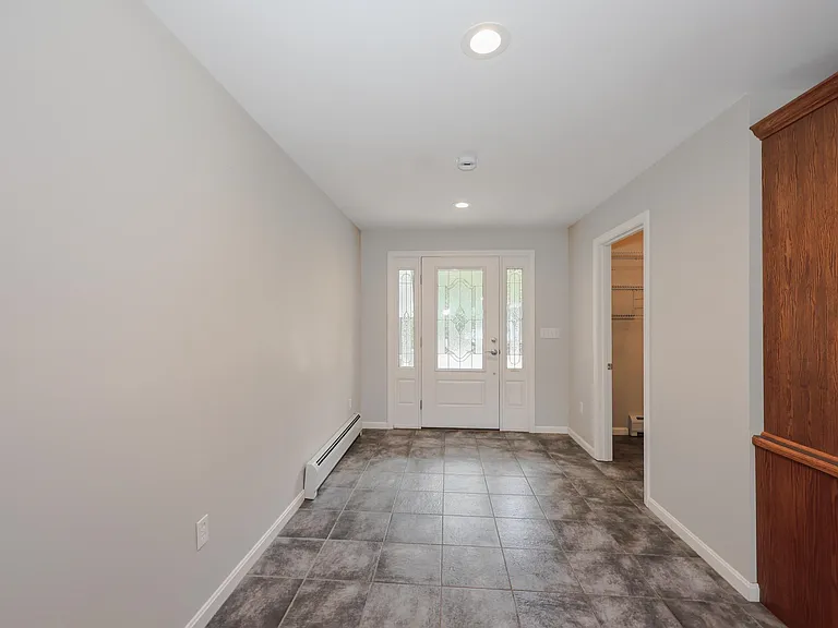 55 Holbrook Hill Rd — Photo 9