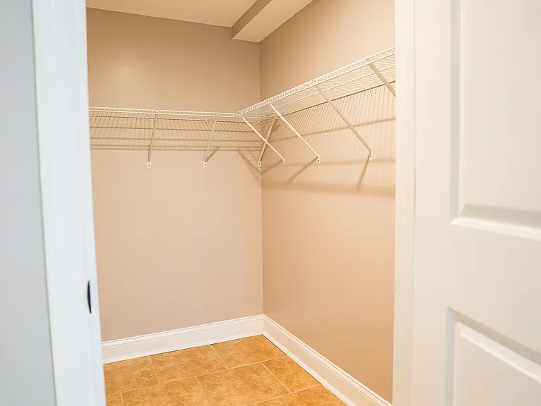 1733 E Oliver St — Photo 24