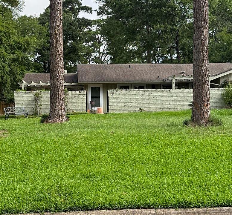 1st image of 116 Trailwood Cir
