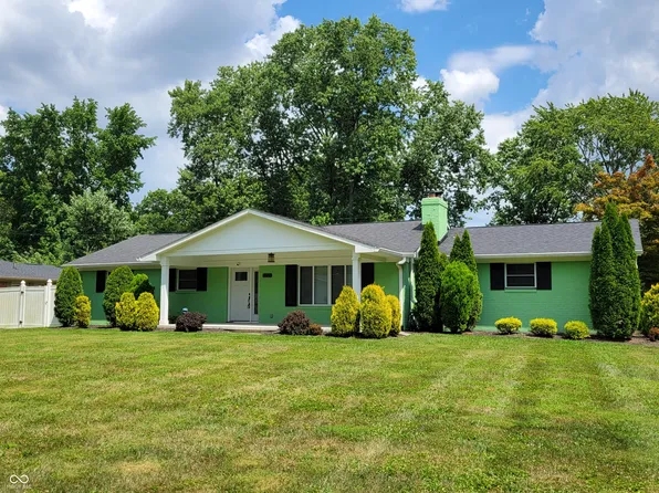 8201 Windcombe Blvd, Indianapolis, IN 46240