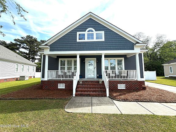 3rd image of 3005 Canal Drive NW