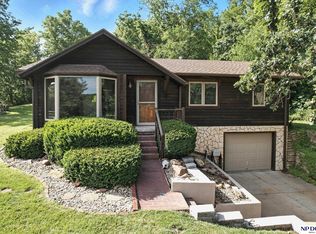 12005 Calhoun Rd, Omaha, NE 68152