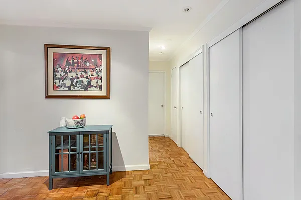 Rented by Living New York | media 6