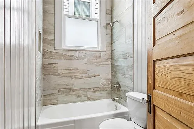 6034 Magazine St #2A — Photo 13