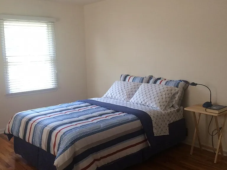 508 Lake Ter — Photo 12