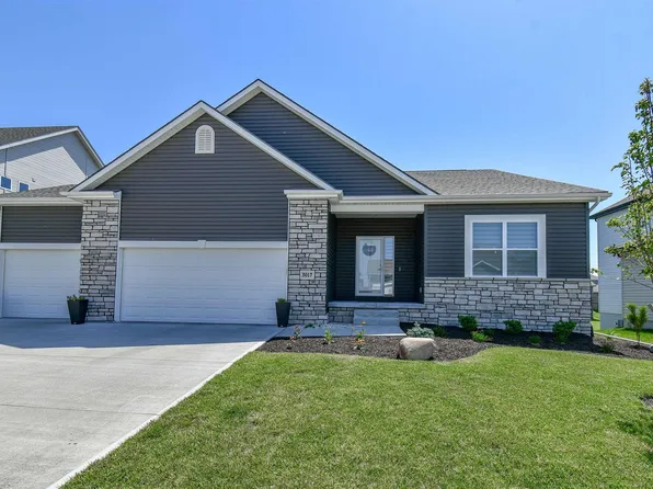5017 N 209th St, Elkhorn, NE 68022