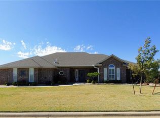 1821 Javelina Dr, Altus, OK 73521