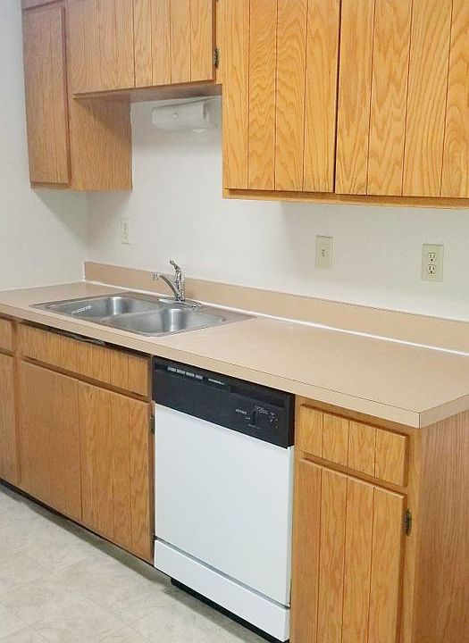 1st image of 1113 19th St N Unit 3