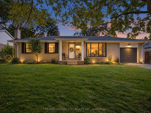 17 Butler Dr, Saint Thomas, ON N5R 4Y9