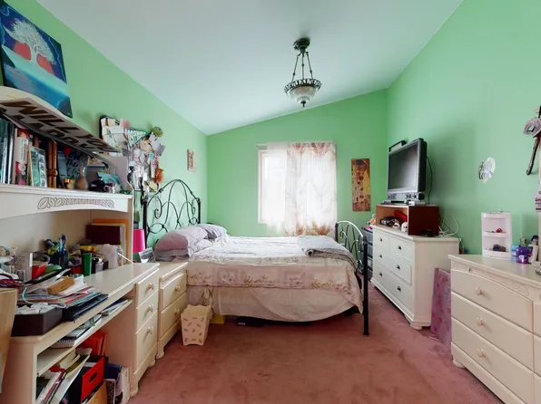 2112 Avenue L image 10 of 23