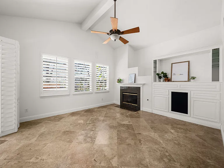 1546 Black Walnut Dr — Photo 14