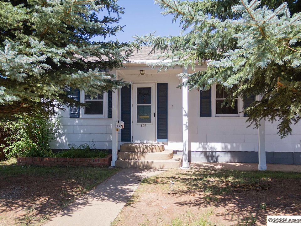 1st image of 807 Gibbon St