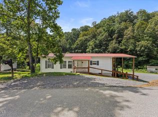 825 Old Blairs Gap Rd, Kingsport, TN 37660
