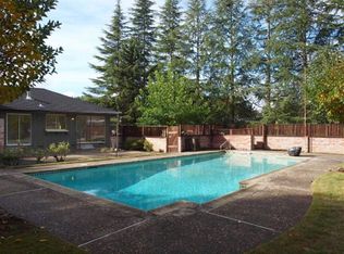 19340 Apple Valley Rd, Sonoma, CA 95476