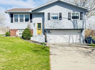 1702 Hilltop Dr, Norfolk, NE 68701