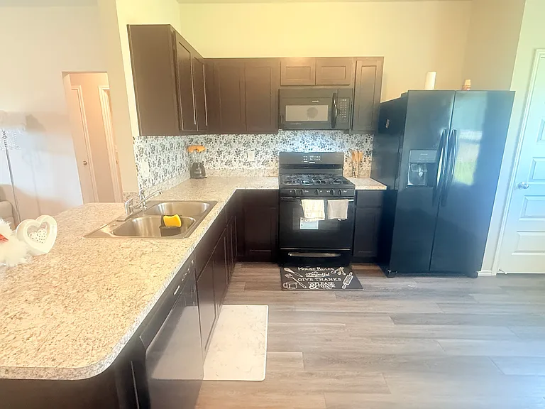 839 W Judy Dr — Photo 18