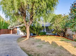 1424 SW 209th Ave, Beaverton, OR 97003