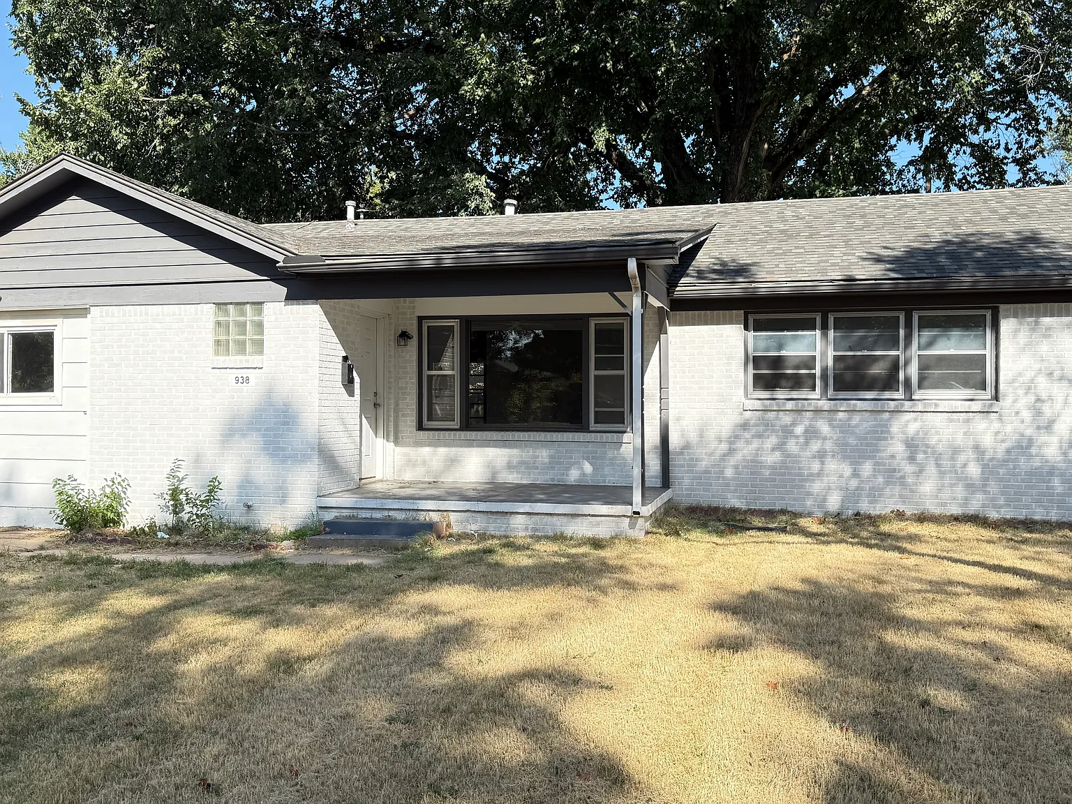 3 bed, 1308 sqft, $1,595 — Photo 1