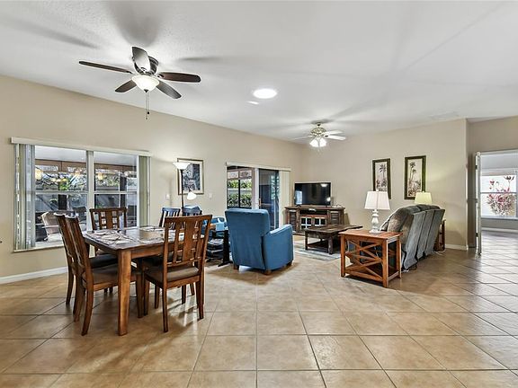 3rd image of 412 Sorrento Rd