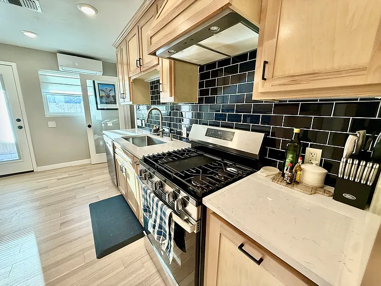 200 Santa Rita Dr — Photo 20