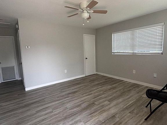 4th image of 9109 Bamboo Dr